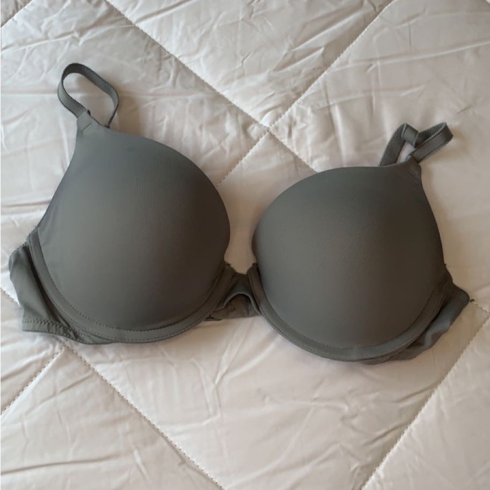 Pink victorious secret push up bra